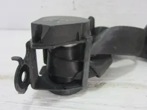 Foto de CINTURON SEGURIDAD TRASERO IZQUIERDO RENAULT CLIO IV GRANDTOUR 0.9 Energy (90 CV / 66 KW) referencia 888401878R foto 5