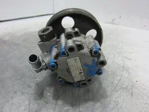 Foto de BOMBA DIRECCION PEUGEOT 407 2.0 16V HDi FAP CAT (RHR / DW10BTED4) (136 CV / 100 KW) referencia 9637000880 foto 3