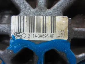 Foto de BOMBA DIRECCION FORD TRANSIT CONNECT (TC7) 1.8 TDCi CAT (75 CV / 55 KW) referencia 2T143A696AE foto 2