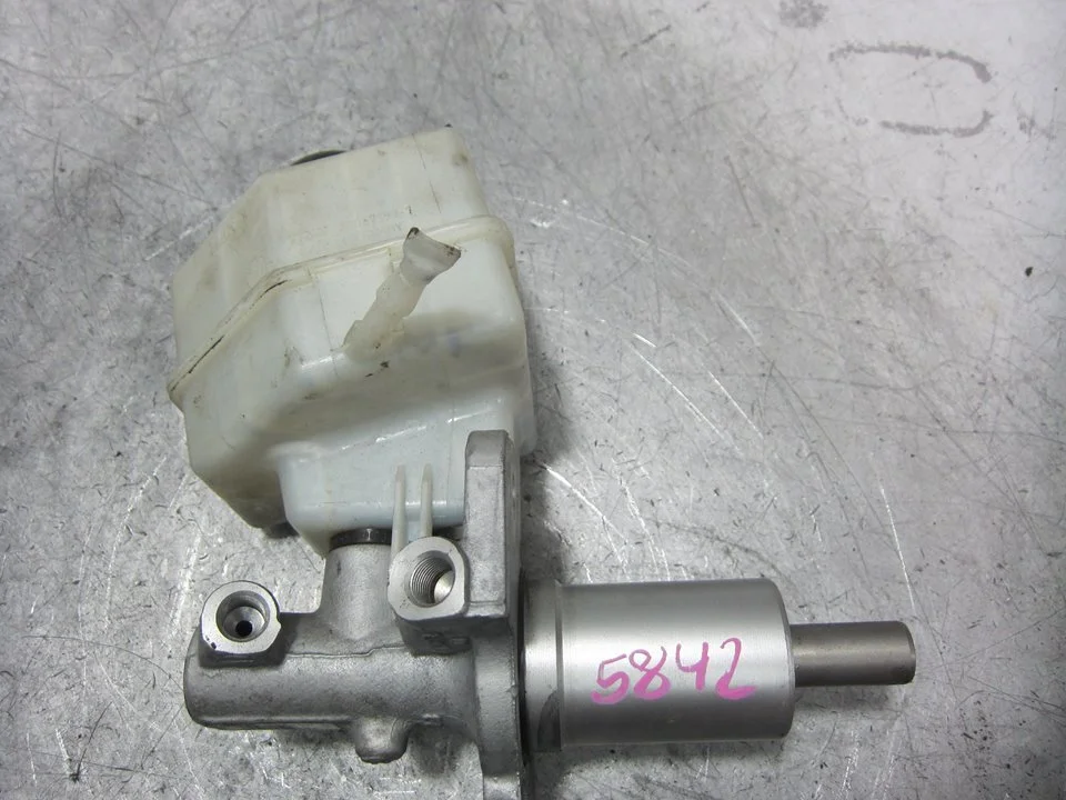 Foto de BOMBA FRENO BMW SERIE X3 (E83) 2.0 Turbodiesel CAT (177 CV / 130 KW) referencia 320671991
