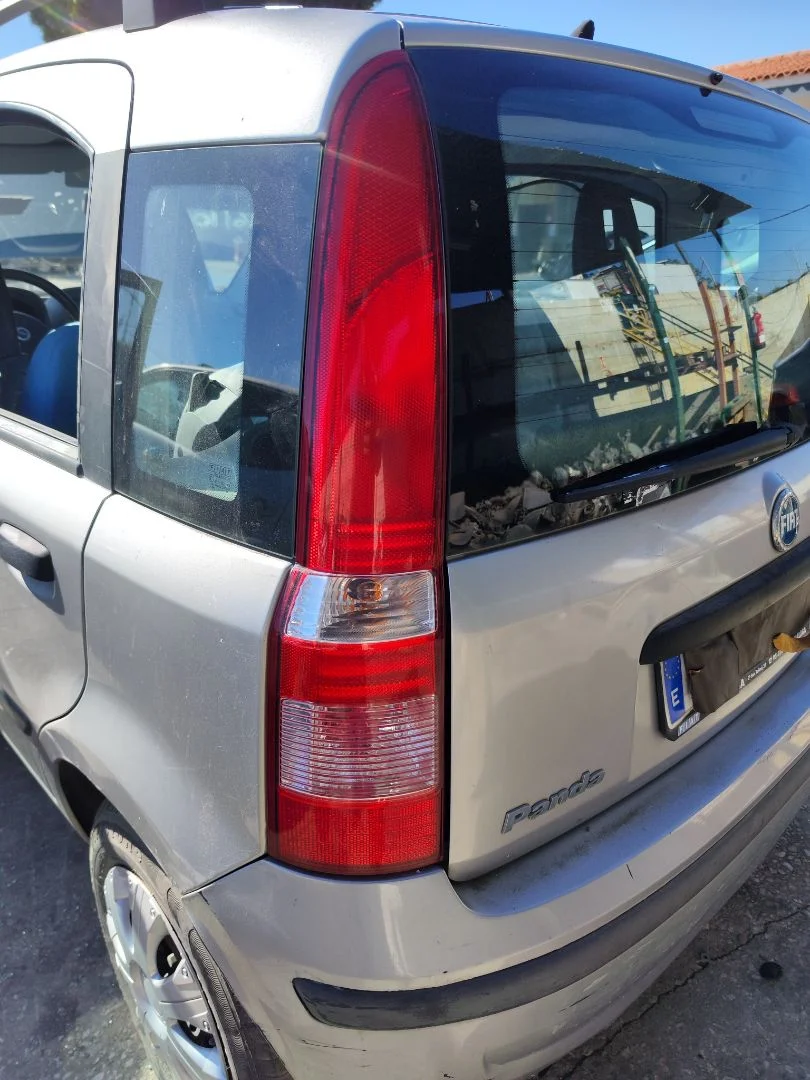 Foto de PILOTO TRASERO IZQUIERDO FIAT II PANDA (169) 1.2 CAT (60 CV / 44 KW)