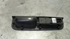 Foto de MANDO ELEVALUNAS DELANTERO IZQUIERDO SEAT LEON (1M1) 1.9 TDI (110 CV / 81 KW) referencia 1J4959857A foto 3