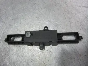 Foto de PANTALLA MULTIFUNCION KIA SPORTAGE (KM) 2.0 CAT (141 CV / 104 KW) referencia 945101F000D foto 3