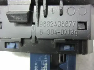 Foto de MANDO MULTIFUNCION CITROEN C5 BERLINA 2.0 HDi FAP (140 CV / 103 KW) referencia 9682436677 foto 4