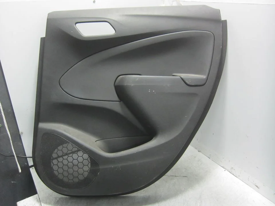 Foto de GUARNECIDO PUERTA TRASERA DERECHA OPEL CROSSLAND X 1.2 (110 CV / 81 KW) referencia 475853623