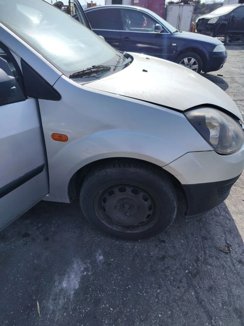 Foto de ALETA DELANTERA DERECHA FORD FIESTA (CBK) 1.4 TDCi CAT (68 CV / 50 KW) referencia 1528047