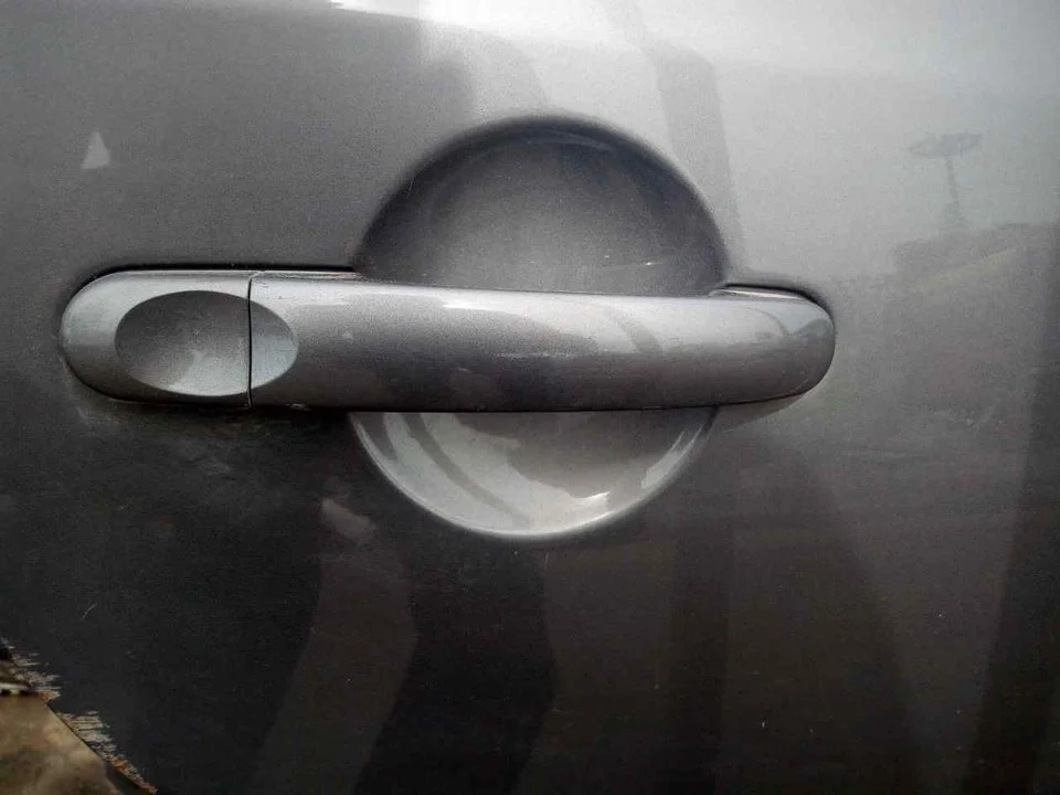 Foto de MANETA EXTERIOR TRASERA DERECHA VOLKSWAGEN TOURAN (1T2) 1.9 TDI (105 CV / 77 KW)