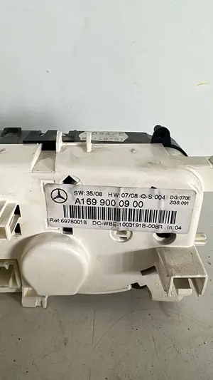 Foto de MANDO CALEFACCION / AIRE ACONDICIONADO MERCEDES-BENZ CLASE B (BM 245) referencia A1699000900 foto 4