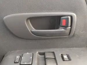 Foto de MANETA INTERIOR DELANTERA DERECHA MAZDA 5 BERLINA (CR) 2.0 Diesel CAT (143 CV / 105 KW)