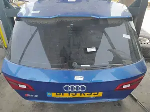 Foto de NO IDENTIFICADO AUDI RS 3 SPORTBACK (8VA) 2.5 20V TFSI (367 CV / 270 KW) foto 2
