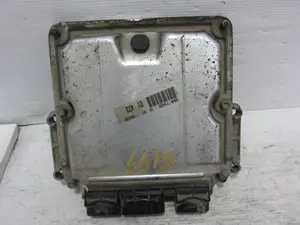 Foto de CENTRALITA MOTOR UCE PEUGEOT 206 2.0 HDi CAT (90 CV / 66 KW) referencia 9642013980 foto 3