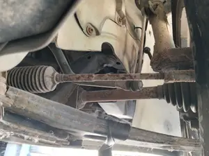 Foto de BRAZO SUSPENSION DELANTERO DERECHO FORD FOCUS BERLINA (CAK) 1.6 16V CAT (101 CV / 74 KW)
