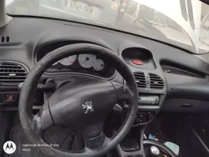 Foto de JUEGO LLANTAS PEUGEOT 206 1.4 HDi (68 CV / 50 KW)