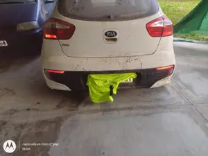 Foto de PARAGOLPES TRASERO KIA RIO (UB) 1.2 CAT (86 CV / 63 KW)
