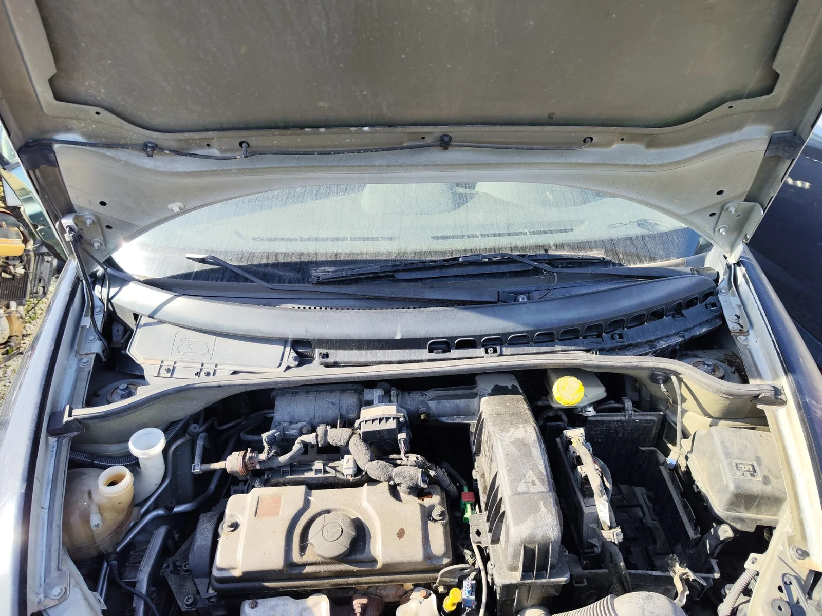 Foto de TORPEDO CITROEN C3 1.4 (73 CV / 54 KW)