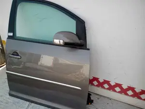 Foto de PUERTA DELANTERA DERECHA VOLKSWAGEN TOURAN (1T2) 1.9 TDI (105 CV / 77 KW) foto 2