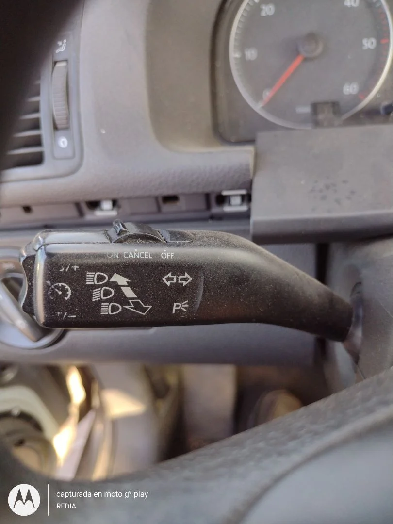 Foto de MANDO INTERMITENTES VOLKSWAGEN TOURAN (1T2) 1.9 TDI (105 CV / 77 KW)