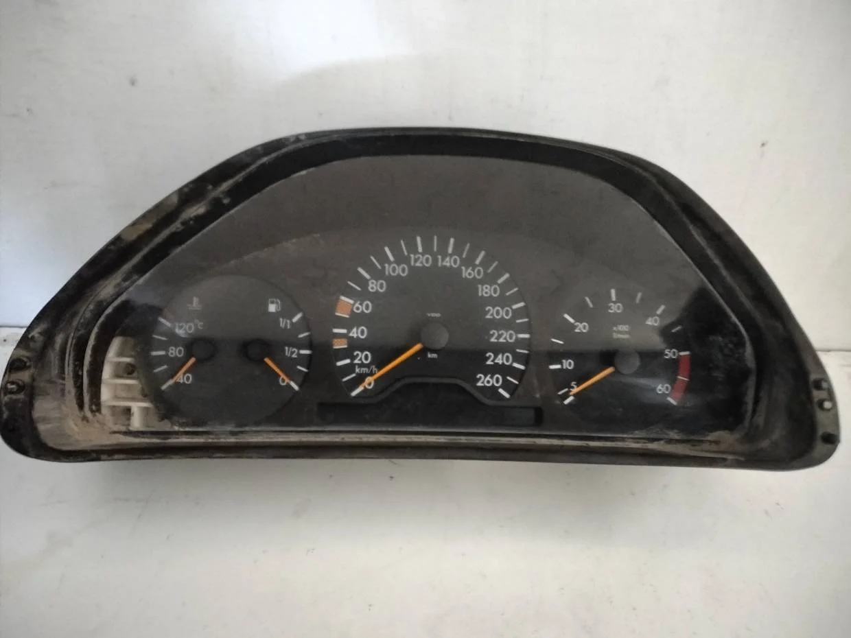 Foto de CUADRO INSTRUMENTOS SIN MARCA SIN MODELO referencia 2105403348