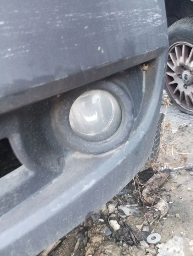 Foto de FARO ANTINIEBLA IZQUIERDO FORD TRANSIT COMBI (TT9) 2.2 TDCi CAT (116 CV / 85 KW)