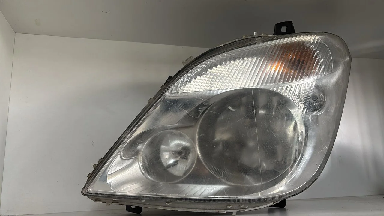 Foto de FARO IZQUIERDO MERCEDES-BENZ SPRINTER II JAMES COOK (906) referencia A9068200161