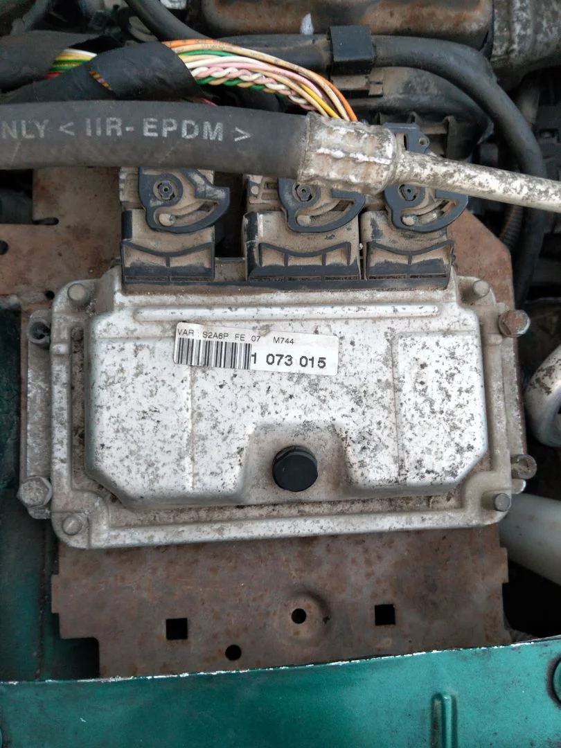 Foto de CENTRALITA MOTOR UCE PEUGEOT 106 (S2) 1.1 (60 CV / 44 KW)