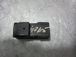 Foto de INTERRUPTOR BMW SERIE 3 BERLINA (E46) 3.0 24V Turbodiesel CAT (184 CV / 135 KW) referencia 61318352182 foto 4
