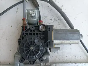 Foto de ELEVALUNAS DELANTERO DERECHO CITROEN XSARA PICASSO referencia 0130821762 foto 4