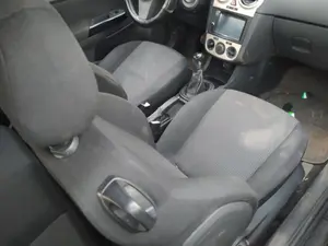Foto de AIRBAG LATERAL DERECHO OPEL CORSA D 1.2 16V CAT (Z 12 XEP / LB4) (80 CV / 59 KW) referencia 13213585