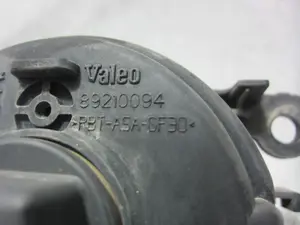 Foto de FARO ANTINIEBLA DERECHO CITROEN C4 COUPE 1.6 HDi CAT (9HY / DV6TED4) (109 CV / 80 KW) referencia 6206E1 foto 21