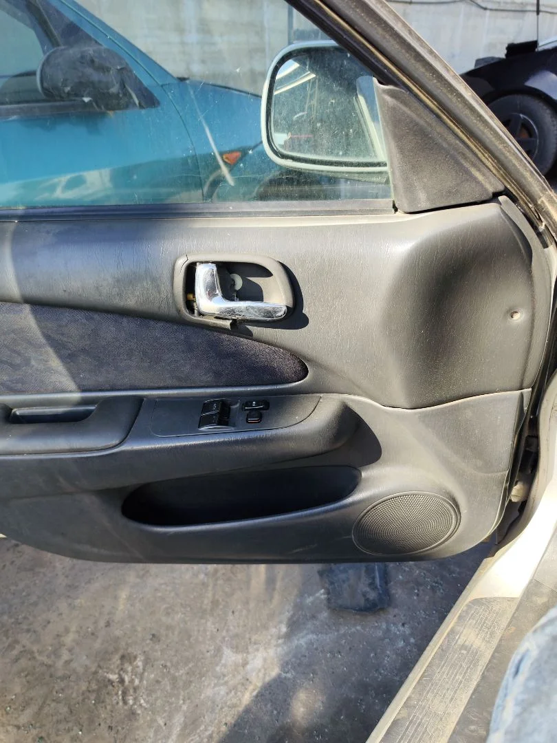 Foto de ELEVALUNAS DELANTERO IZQUIERDO TOYOTA COROLLA (E11) 2.0 Turbodiesel CAT (90 CV / 66 KW) referencia 6982012560