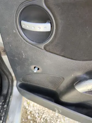 Foto de ELEVALUNAS TRASERO DERECHO CITROEN C3 1.4  (73 CV / 54 KW)