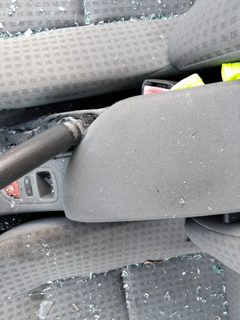 Foto de PRETENSOR AIRBAG DERECHO RENAULT LAGUNA II (BG0) 1.9 dCi Diesel CAT (101 CV / 74 KW)