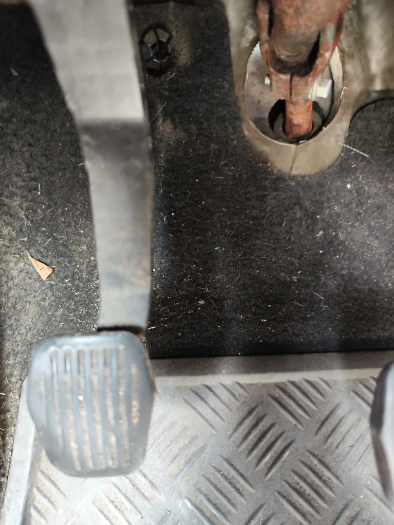 Foto de PEDAL EMBRAGUE FORD FOCUS BERLINA (CAP) 1.6 TDCi CAT (90 CV / 66 KW)