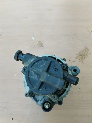 Foto de ALTERNADOR KIA CARENS (RS) 2.0 Turbodiesel CAT (113 CV / 83 KW) referencia 3730027012 foto 5