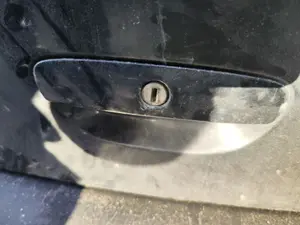 Foto de CERRADURA MALETERO / PORTON VOLKSWAGEN POLO IV (9N3) 1.9 TDI (101 CV / 74 KW)