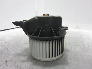 Foto de MOTOR CALEFACCION OPEL CORSA D 1.3 16V CDTI CAT (Z 13 DTH / L4I) (90 CV / 66 KW) referencia 5D3330100