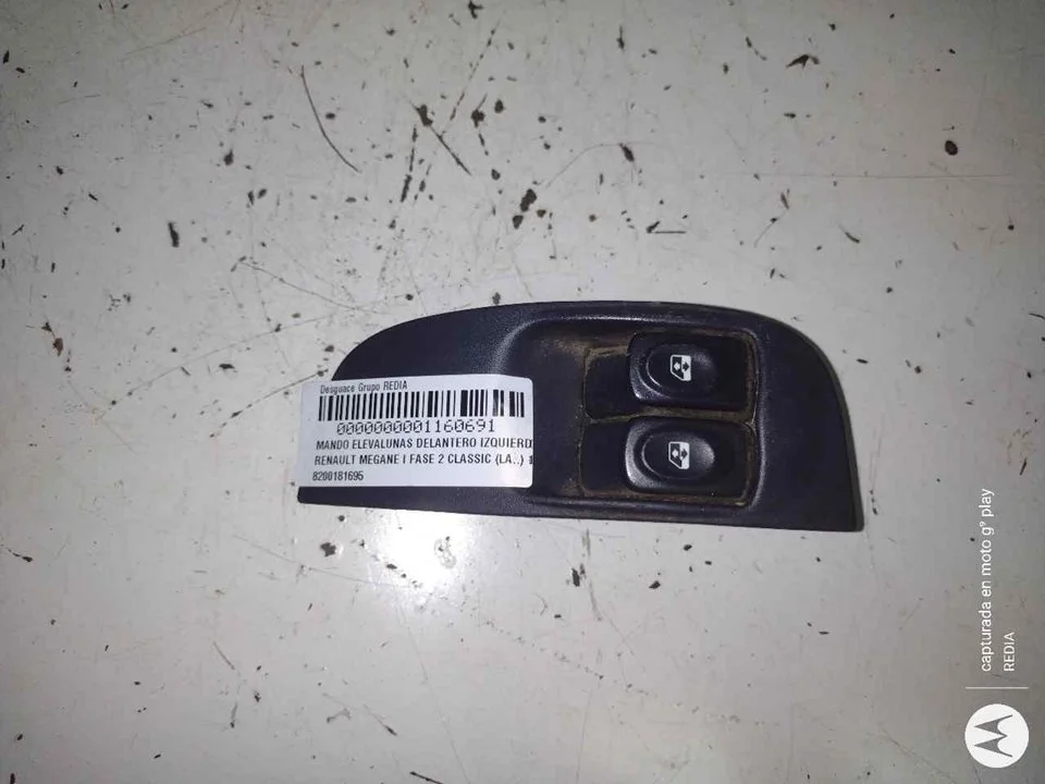 Foto de MANDO ELEVALUNAS DELANTERO IZQUIERDO RENAULT MEGANE I FASE 2 CLASSIC (LA...) 1.9 dTi Diesel (80 CV / 59 KW) referencia 8200181695