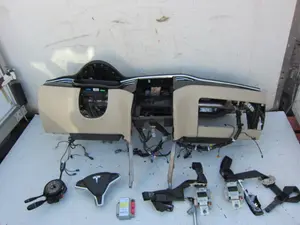 Foto de KIT AIRBAG TESLA MODEL S eléctrico 270 kW (367 CV / 270 KW)