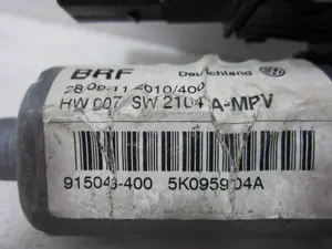 Foto de MOTOR ELEVALUNAS TRASERO IZQUIERDO VOLKSWAGEN TOURAN (1T1) referencia 0130821567 foto 2