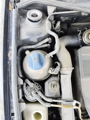 Foto de DEPOSITO EXPANSION AUDI A3 (8L) 1.9 TDI (110 CV / 81 KW) referencia 1J0121403B