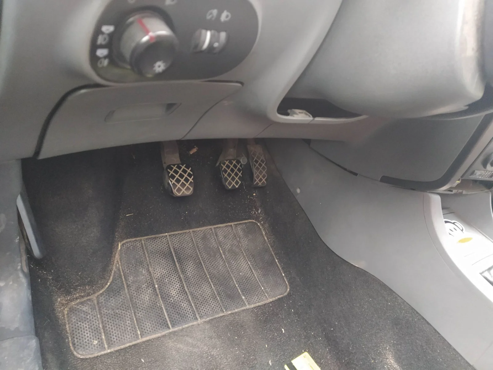 Foto de BOMBIN EMBRAGUE SEAT IBIZA (6L1) 1.9 TDI (101 CV / 74 KW) referencia 5Q0721261N