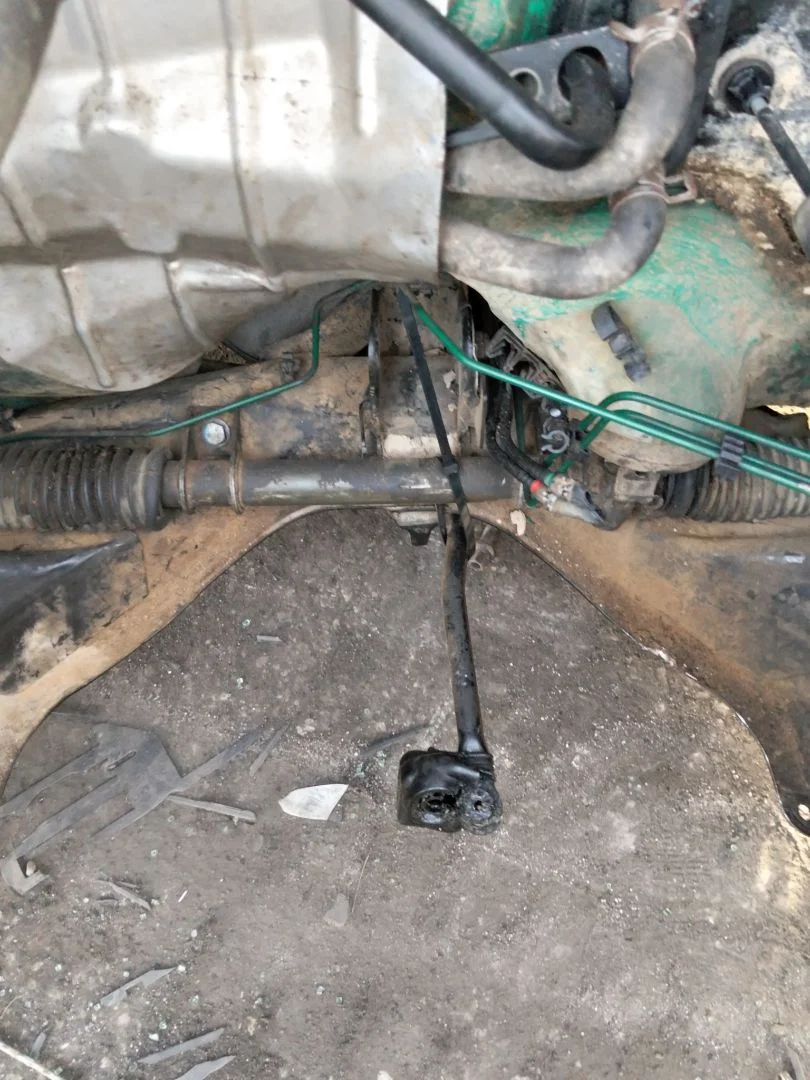 Foto de CREMALLERA DIRECCION RENAULT TWINGO I (C06) 1.2 (58 CV / 43 KW)