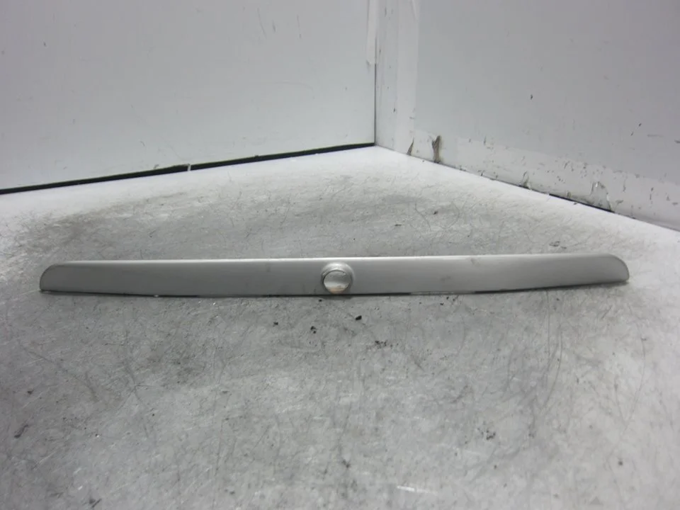 Foto de MOLDURAS TRASERAS BMW SERIE 3 COMPACTO (E36) 1.9 CAT (105 CV / 77 KW) referencia 1977253