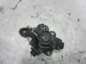 Foto de BOMBA INYECCION OPEL ZAFIRA B referencia 0445010097 foto 4