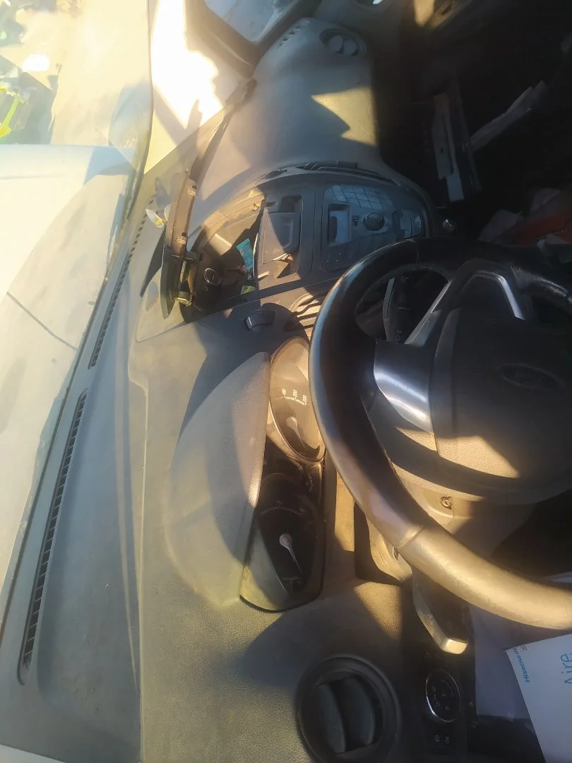Foto de SALPICADERO FORD TRANSIT COURIER (C4A) 1.5 TDCi CAT (95 CV / 70 KW) referencia ET76R04310GN35B8