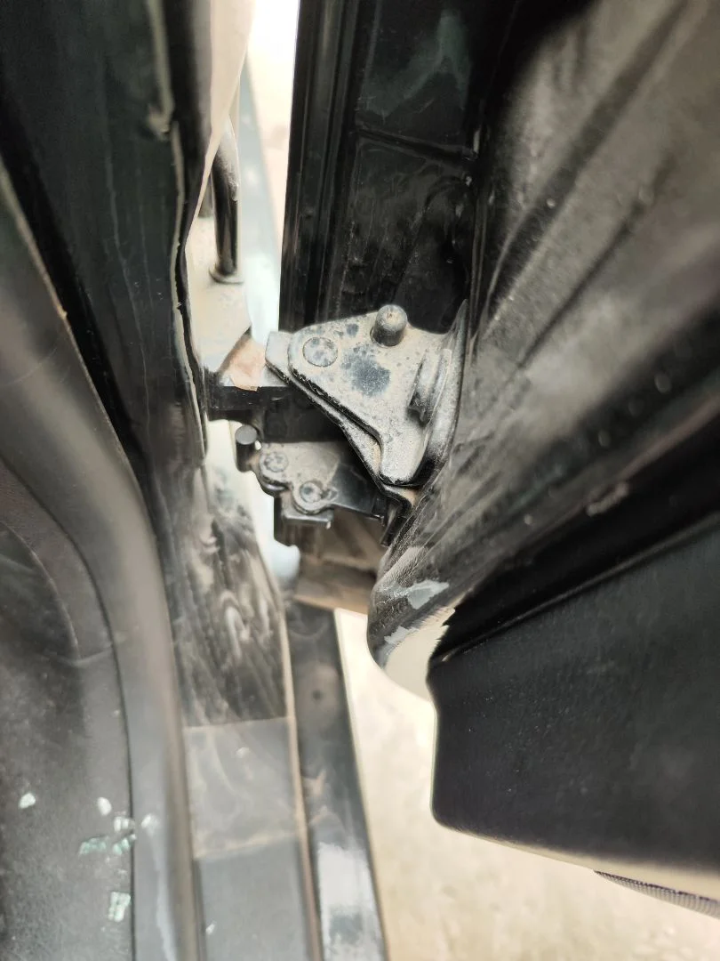 Foto de RETENEDOR PUERTA VOLKSWAGEN BORA BERLINA (1J2)(1998) 1.9 TDI (110 CV / 81 KW)