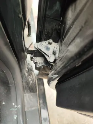 Foto de RETENEDOR PUERTA VOLKSWAGEN BORA BERLINA (1J2)(1998) 1.9 TDI (110 CV / 81 KW)
