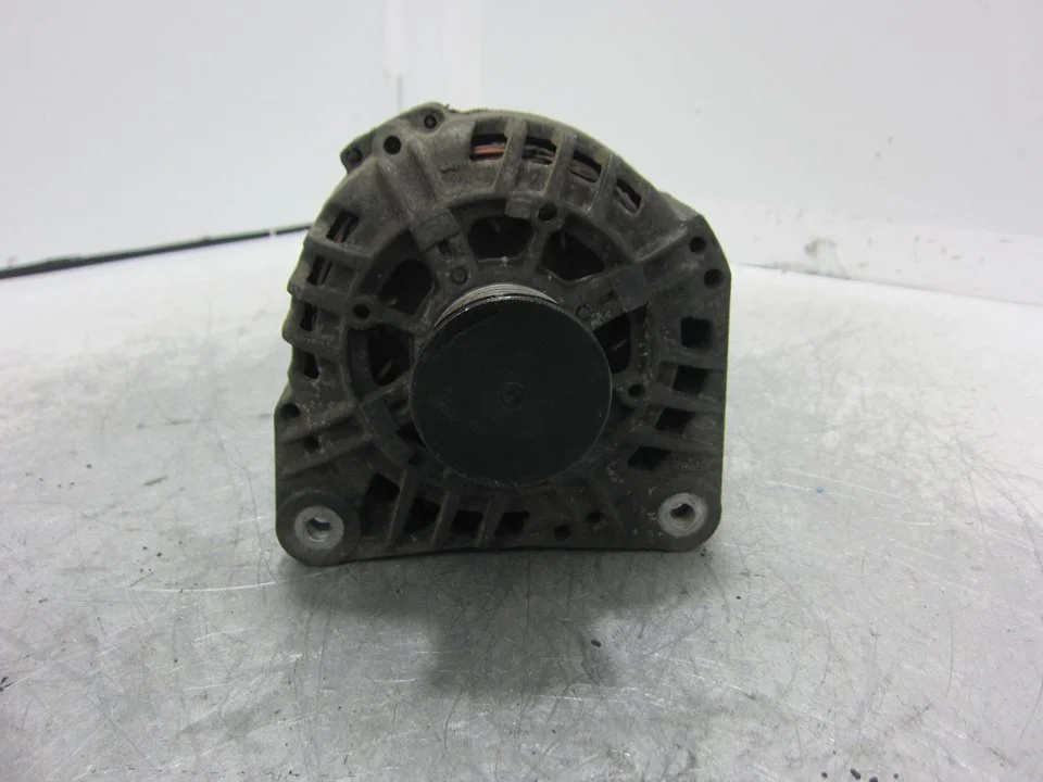 Foto de ALTERNADOR RENAULT MEGANE II BERLINA 3P referencia 8200538407