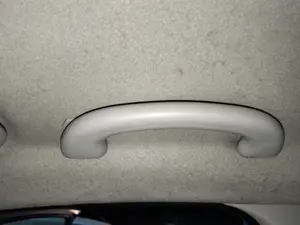 Foto de ASIDERO TECHO DELANTERO DERECHO FORD FIESTA (CBK)