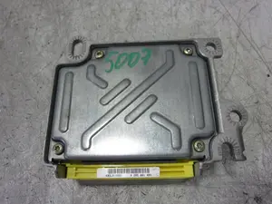 Foto de CENTRALITA AIRBAG AUDI ALLROAD QUATTRO QUATTRO (4B5) 2.5 V6 24V TDI (180 CV / 132 KW) referencia 4Z7959655H foto 3